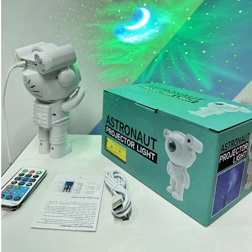 اسپیکر و پروژکتور فضانورد کوچک